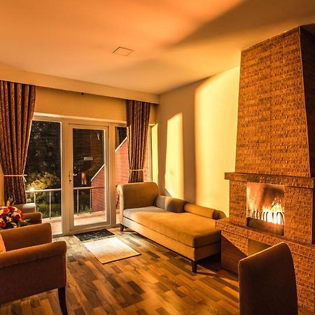 Hotel Lakeview Ооти Екстериор снимка