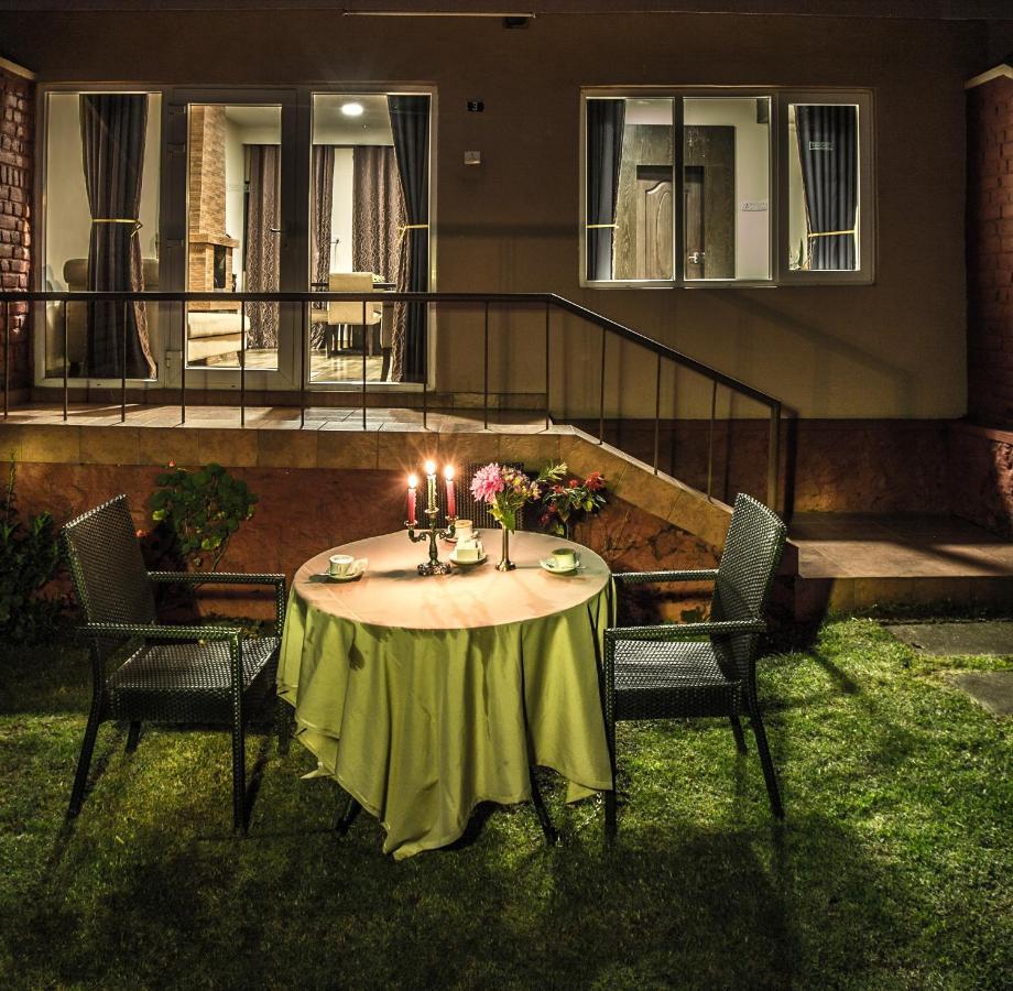 Hotel Lakeview Ооти Екстериор снимка